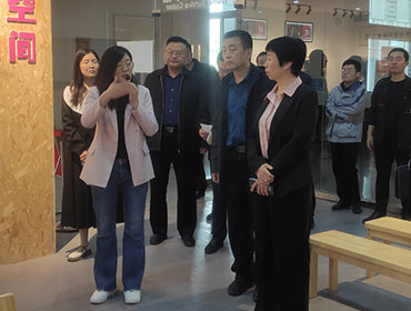 山东省民宗委舆情中心主任杜静等领导一行到鲁班工坊调研